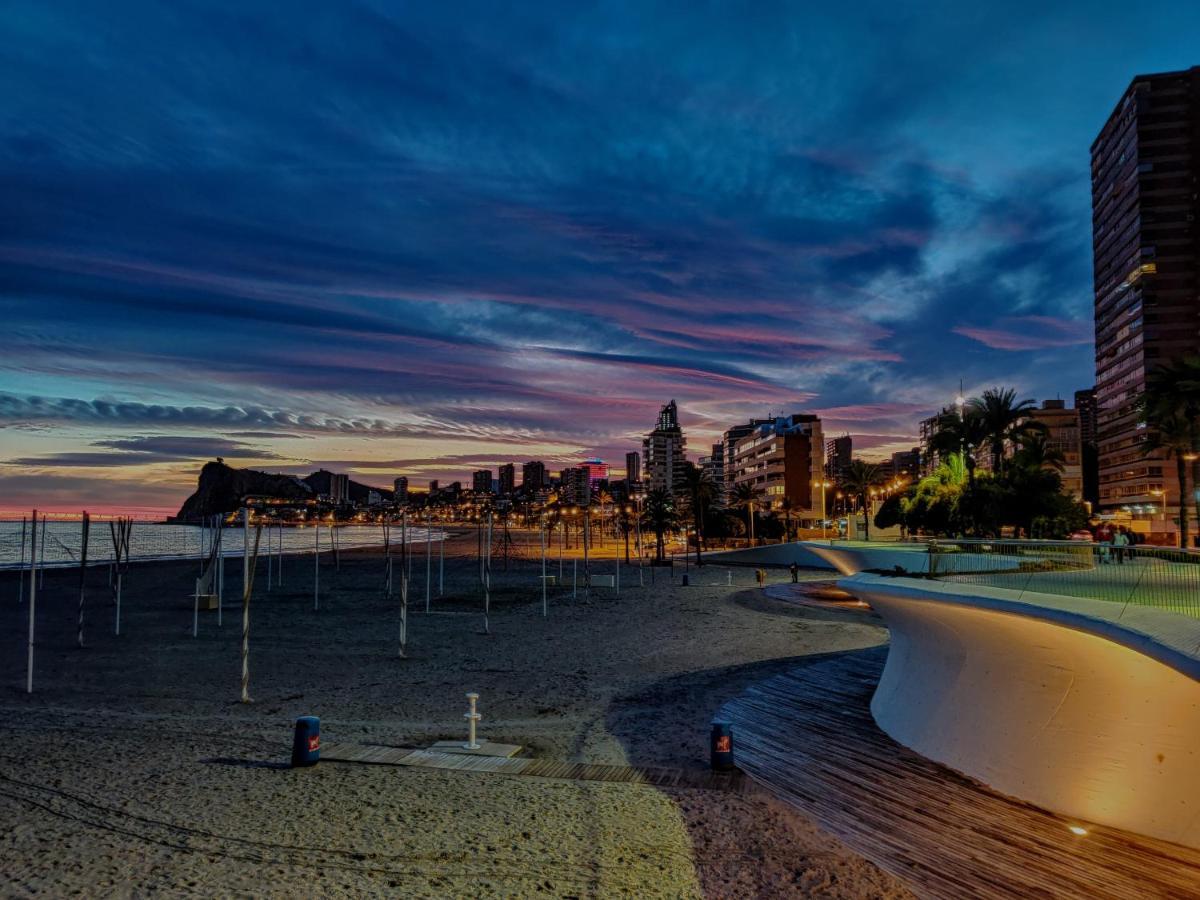 Sunset Waves Sunny Aparts Benidorm Kültér fotó